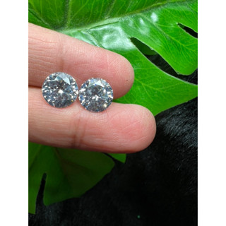 cz zircon white 6mm to 11 mm Total 2 pieces