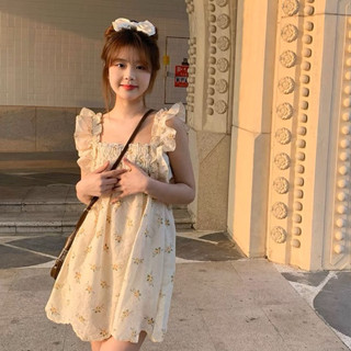 (( พร้อมส่ง ))✅ 𝗗𝗥𝗘𝗦𝗦 ชุดเดรส สายเดี่ยวระบาย สีครีม ลายดอกไม้ 🌼
