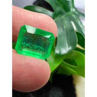 Lab columbian emerald 9.25 carats size 10x12.50mm 1 pieces