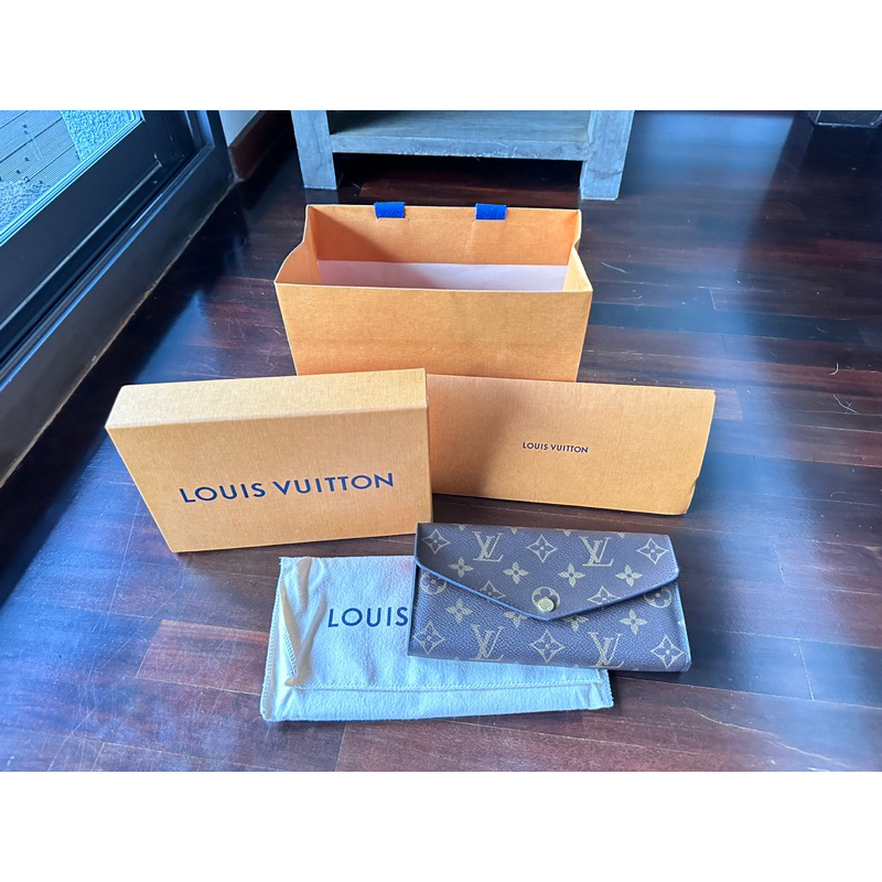 LV sarah wallet ปี 2018 แท้ 💯%