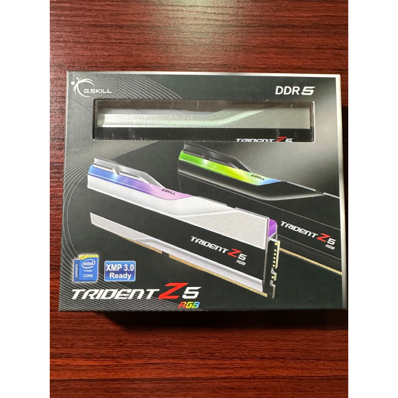 แรมมือสอง RAM G.SKILL TRIDENT Z5 RGB 32GB (16GBx2) DDR5 6000MHz (METALLIC SILVER) (F5-6000J3040F16GX