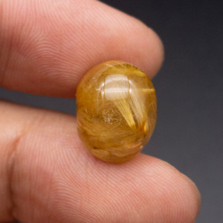 พลอยไหมทอง(Rutile Quartz) ไหมแน่น สีทองสวย หนัก 13.66 กะรัต พลอยแท้ จากประเทศบราซิล