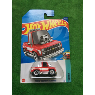 Hotwheels  TOON D 83CHEVY SILVERADO