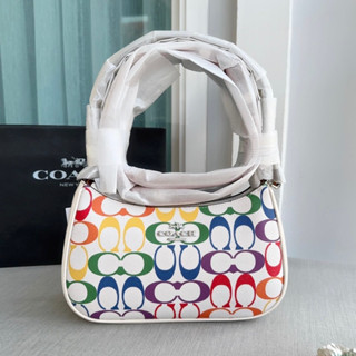 💚แท้💯 พร้อมส่ง💚COACH CA176 Teri Shoulder Bag In Rainbow Signature Canvas