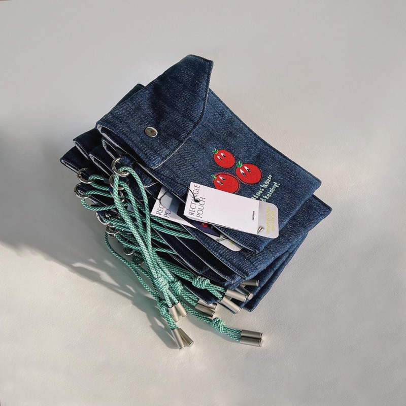 กระเป๋าใส่กล้อง | Rectangle Pouch by Besson🧤