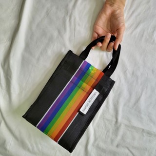 Samyan rainbow hand bag กระเป๋าถือ ใบจิ๋ว ใส่โทรศัพท์ กระเป๋าตังค์ กระเป๋าใส่โทรศัพท์ สีรุ้ง