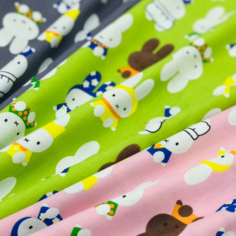 ผ้าแบ่งขาย ผ้าcotton100% หน้ากว้าง 64“ นำเข้า ตัดต่อเนื่องได้ พร้อมส่งค่ะ