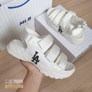 ของแท้ 💯% MLB Chunky Sandal Triple รองเท้าแตะสีขาว logo LA 🤍🤍