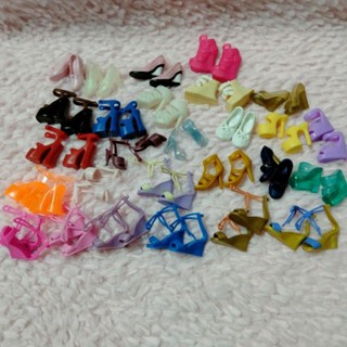 (พร้อมส่ง)รองเท้าตุ๊กตาบาร์บี้สินค้าราคาต่อคู่ พร้อมส่ง