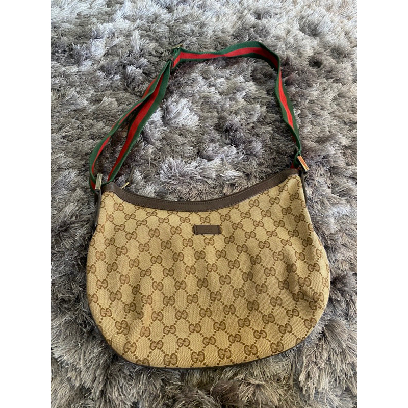 Gucci messenger bags