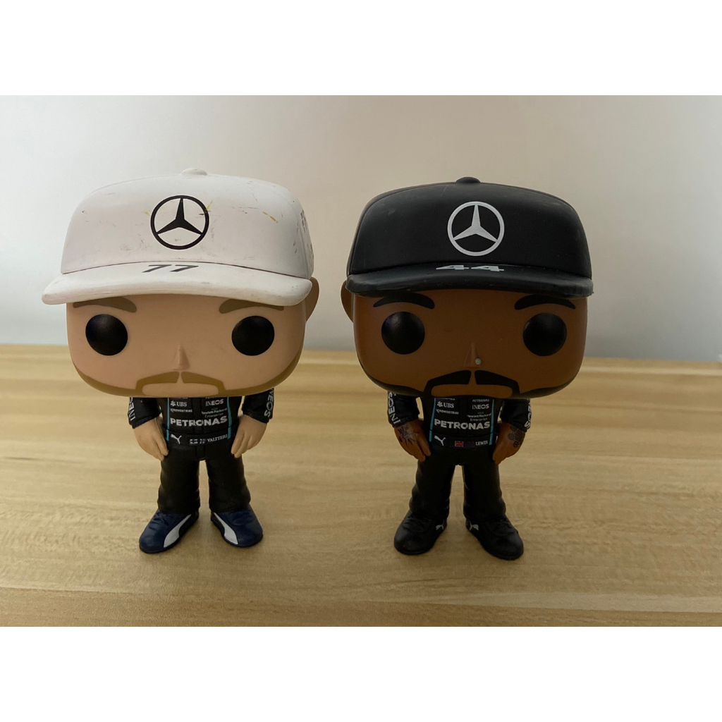 Funko Pop! F1 Valtteri Bottas และ Lewis Hamilton มือ2 มีตำหนิ ไม่มีกล่อง