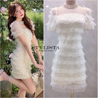 STYLISTA ST20723  เดรสทรงพอดีตัว ไหล่และเเขนผ้าซีทรู คอเเต่งมุก