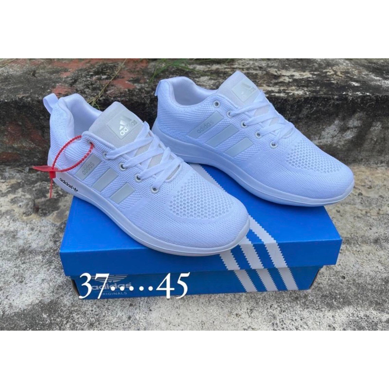 รองเท้าผ้าใบรองเท้าใส่วิ่งสินค้าพร้อมส่งถ่ายจากของจริงหรือผู้หญิงและผู้ชาย