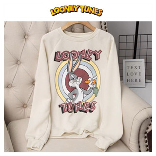 เสื้อวอร์ม  WARNER BROS. สีครีมลายสกรีน 🧡เสื้อแขนยาว ลาย LOONEY TUNES 🤎แบรนด์ ❣️WARNER BROS.❣️ แท้💯% (TS133)
