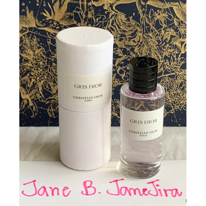 พร้อมส่ง: GRIS DIOR Eau De Parfum