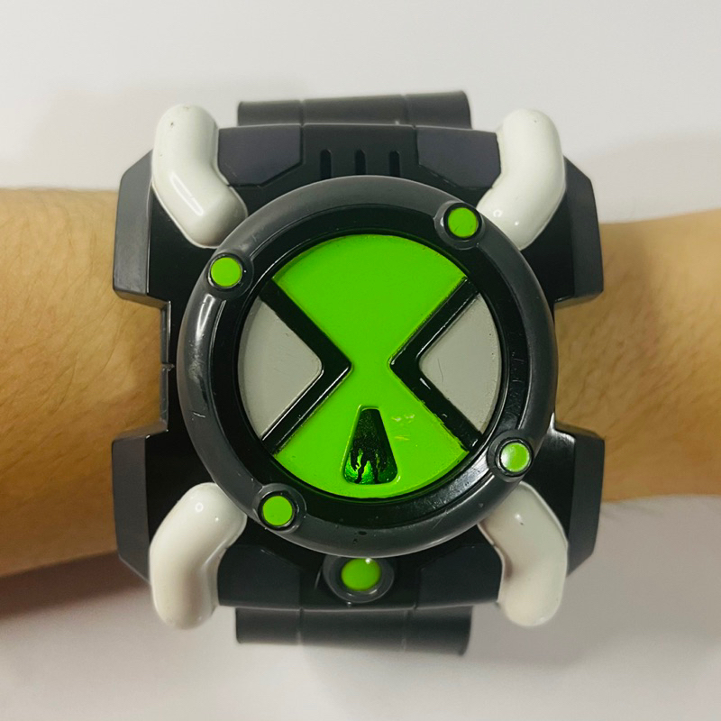 (ใครสั่งเล่นพ่อตาย) Omnitrix FX Ben10 Classic (นาฬิกา ออมนิทริกซ์ เบนเทน คลาสสิก ของเล่น จากเรื่อง เ