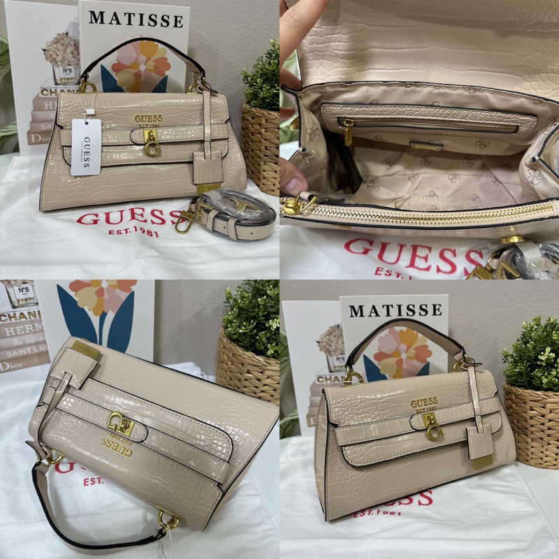 กระเป๋าถือมีสะพายยาว guess ดูไฮ สไตล์ k รุ่นขายดี รีบตำก่อนหมด