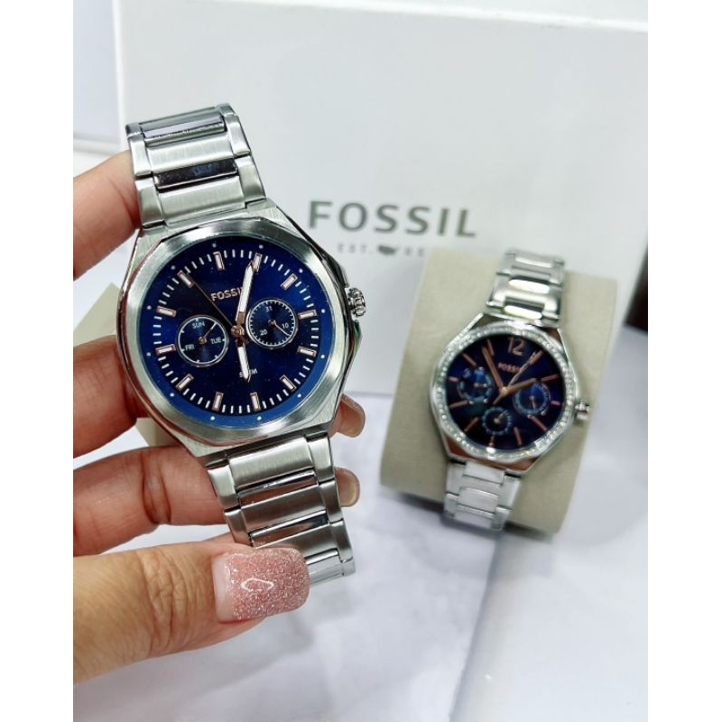 ใหม่​ SET นาฬิกา​ FOSSIL His and Hers Multifunction Stainless Steel Watch 
เรือน สีเงิน