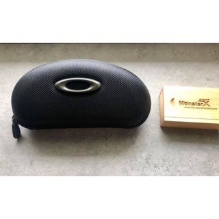 กล่องใส่แว่น​ กล่องเก็บแว่น ของแท้​! SOFT VAULT - BLACK