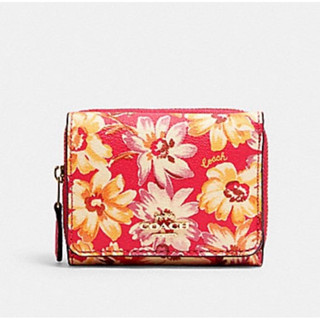 กระเป๋าสตางค์ รุ่น SMALL TRIFOLD WALLET WITH VINTAGE DAISY SCRIPT PRINT (COACH 3509) IM/PINK MULTI