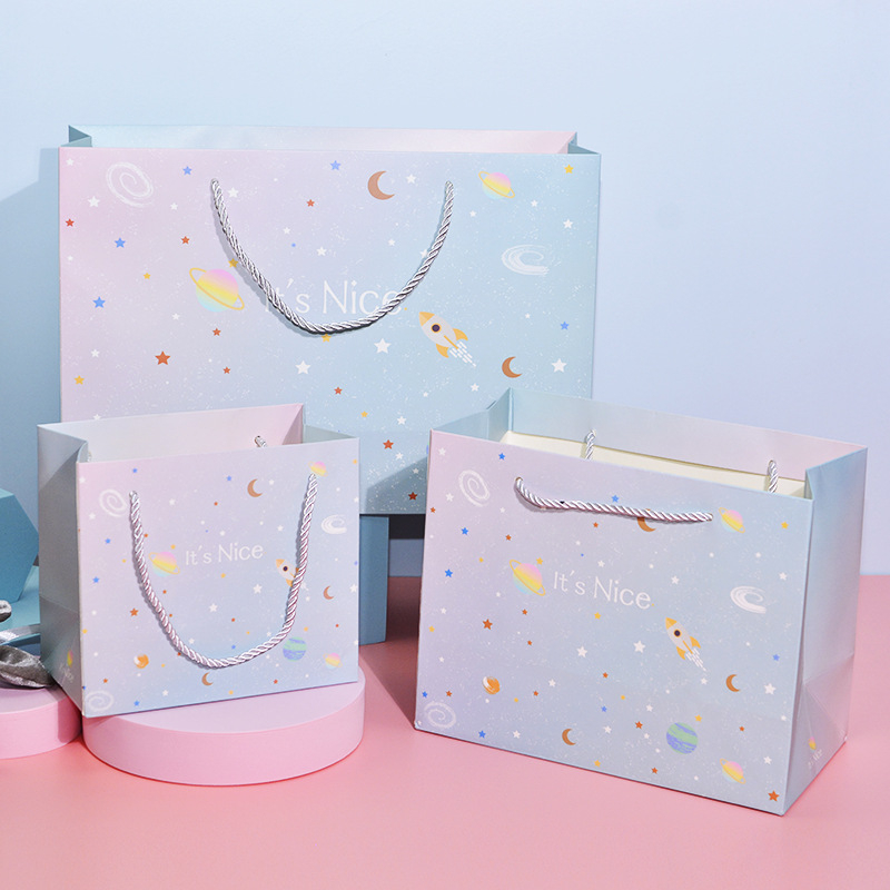 🔥ส่งด่วนจากไทย(แพค2ใบ) ถุงใส่ของขวัญ ถุงกระดาษหูหิ้วมีริบบิ้น