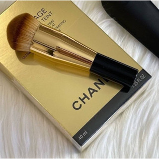 แปรงรองพื้น Chanel Gold Foundation Brush