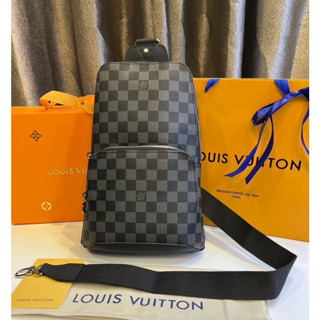 กระเป่าคาดอก  Louis Vuitton งานออริหนังแท้* ถุงผ้า ถุงกระดาษ สลิป ใบเสร็จ