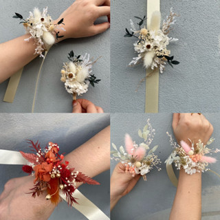 New in ✨เข้าใหม่ จัดทำ 1-3 วัน 🔥 ข้อมือดอกไม้ เพื่อนเจ้าสาว ออกงาน พร้อมส่งจาก กทม. ดอกไม้จริงอบแห้ง