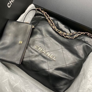 กระเป่าสะพายข้าง Chanel  งานออริเทียบแท้* size  35cm.  และ 39 cm boxset *