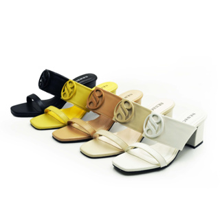 รองเท้าแม็กซี่ (MAXI SANDALS) J58026