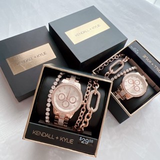 🎉⌚🧚นาฬิกาข้อมือ ผู้หญิงKendall + Kylie Quartz Movement Crystal Bezel Rose Gold Watch with 3 Bracelet Set (A0801R-40-C29)