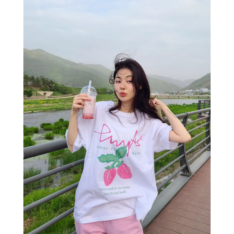 🇰🇷พร้อมส่ง PHYPS STRAWBERRY SS T-SHIRT