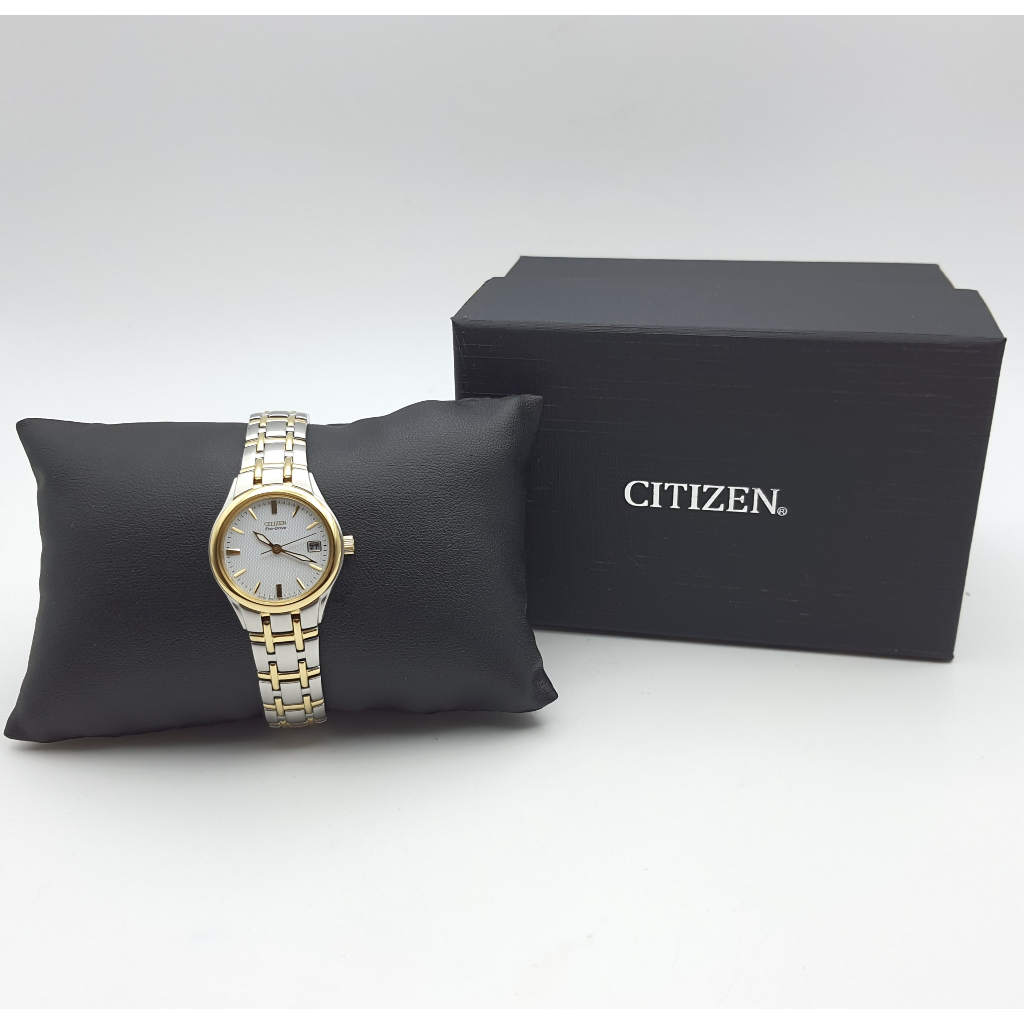นาฬิกา CITIZEN WOMEN'S EW1264-50A ECO DRIVE WHITE DIAL TWO TONE STAINLESS STEEL WATCH 25 MM พร้อมกล่อง (ใหม่)