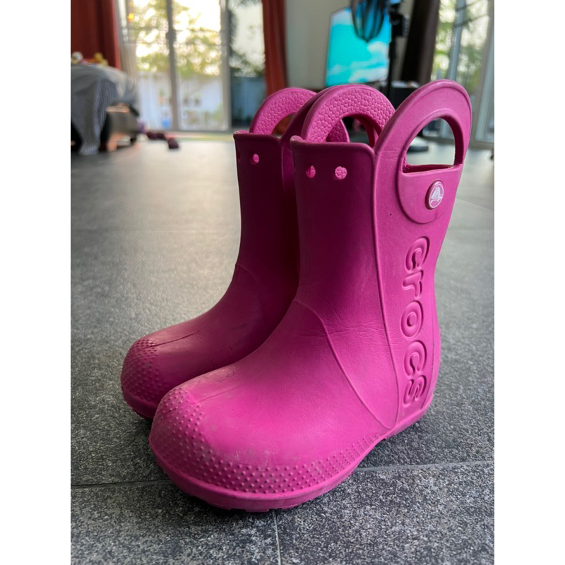 รองเท้าบูทcrocsมือสอง