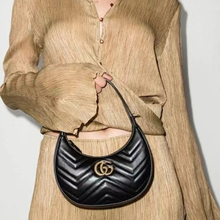 Gucci Crescent Bag/กระเป๋าสะพายโซ่ Messenger/ จัดส่งทั่วไทย/24ชม