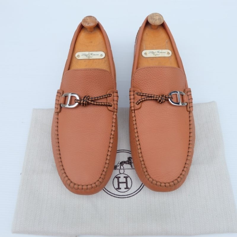 Hermes loafers สินค้ามือสอง รองเท้าผู้ชาย​ Size​ 42​-42.5 ของแท้​ สภาพดี