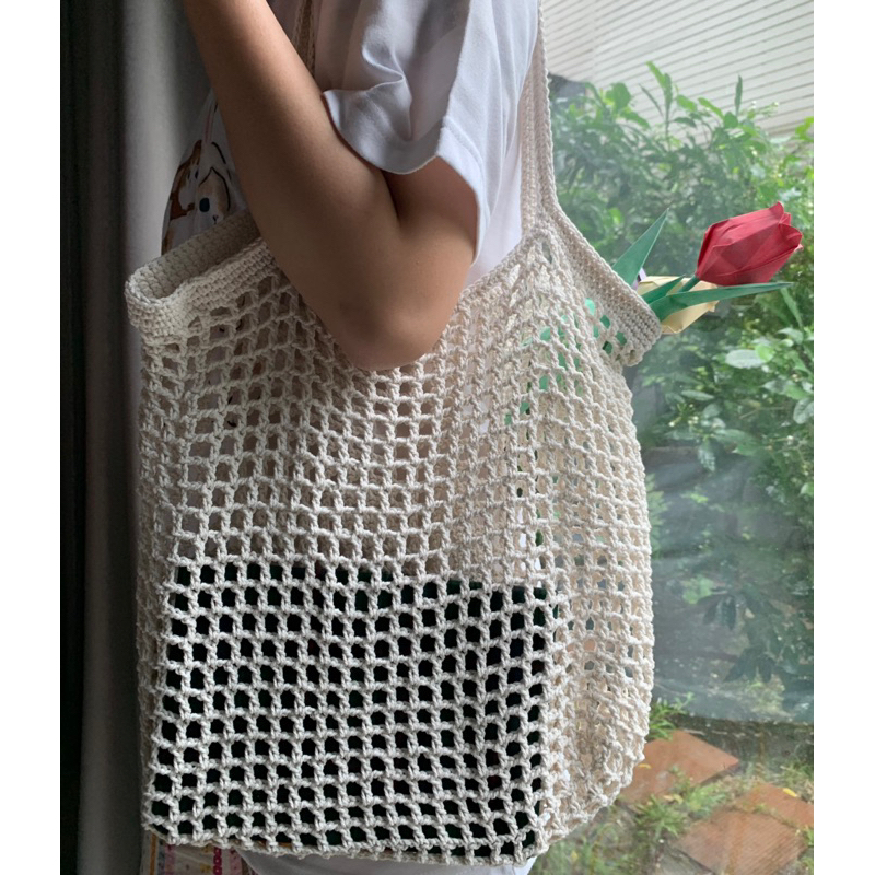 กระเป๋าเชือกฟอกนิ่ม สีขาวงาช้าง ลายตาข่าย ลายโปร่ง มินิมอล Handmade Crochet Net Bag