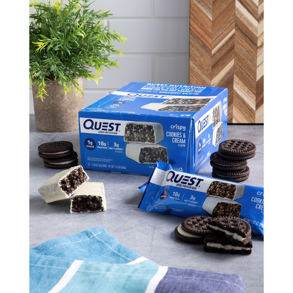 Quest Nutrition Crispy Protein Bar Cookies & Cream 1 Bar 52g. โปรตีนบาร์ คุกกี้แอนด์ครีม 1 แท่ง 52g. C&C - รูปที่ 3