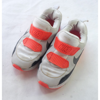 Nike Air Max Tiny 90 "Infrared" Size 31EU (19cm) สีขาว/ชมพู มือสอง ของแท้