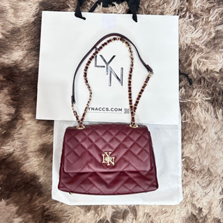 พร้อมส่ง มือสอง เหมือนใหม่ LYN Hesper M bag