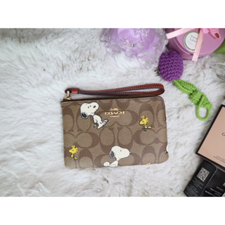 พร้อมส่ง Coach 1 ซิป S CORNER ZIP WRISTLET