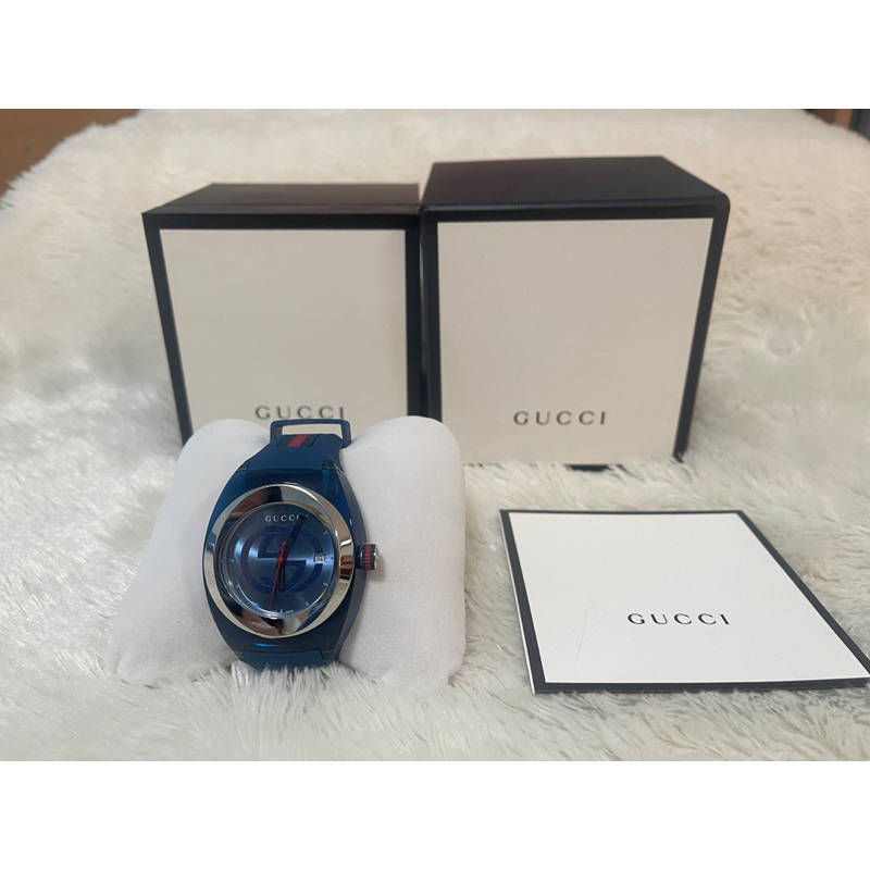 นาฬิกา GUCCIแท้ สายยางซิลิโคน ของแท้ สีน้ำเงิน หน้าปัด 44 mm มือสองของแท้