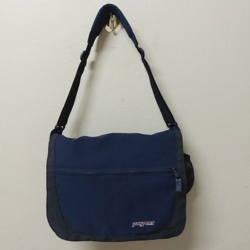 กระเป๋าสะพายข้าง Jansport ของแท้