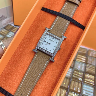 HER นาฬิกาข้อมือผู้หญิง Wrist Watches นาฬิกาแฟชั่น 30 mm ระบบถ่าน