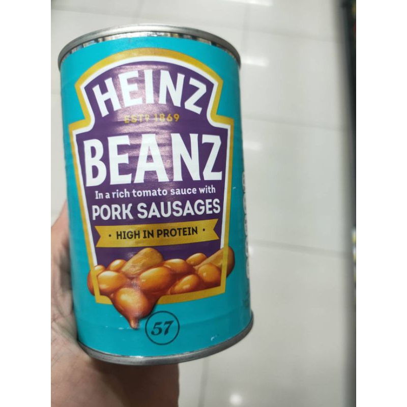 Heinz  Bake Bean&Pork Sausages 415g.