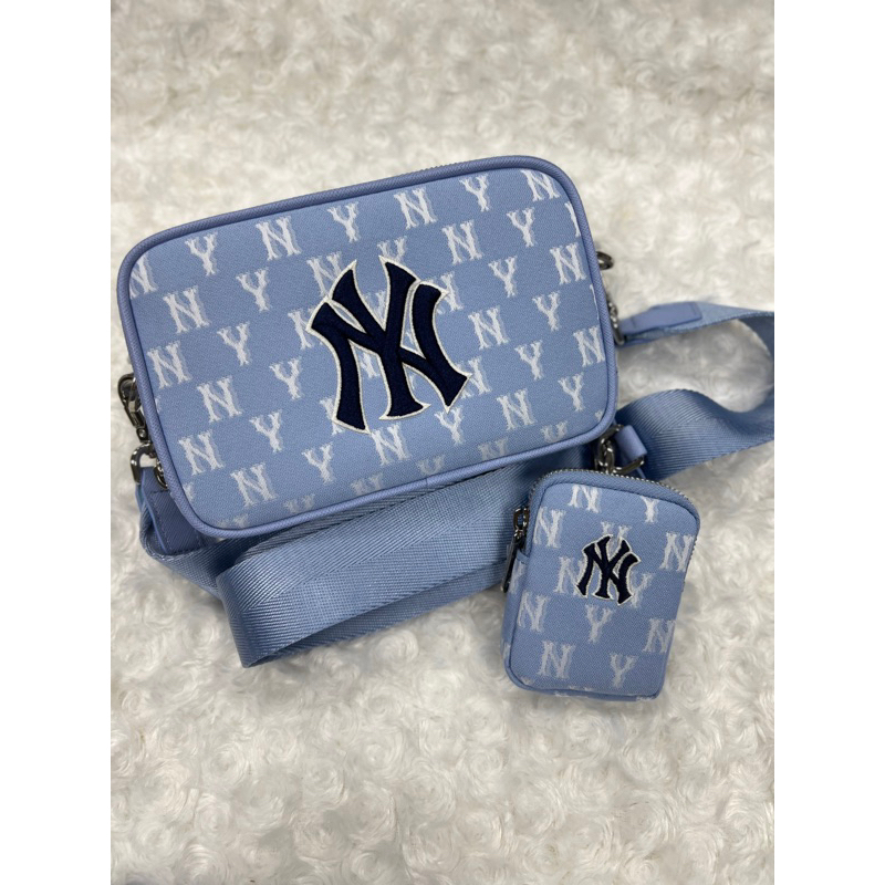 MLB NY กระเป๋าคาดอก ได้ทั้งผู้หญิง ผู้ชาย