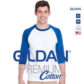 GILDAN® เสื้อยืดไหล่สโลป แขนสามส่วน - ตัวขาว แขนน้ำเงิน