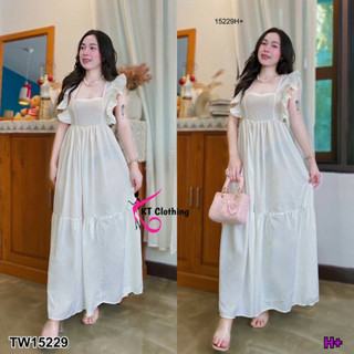 MM15229 แม็กซี่เดรสไหล่ระบายผูกโบว์หลัง Off-the-shoulder maxi dress with bow tie in the back