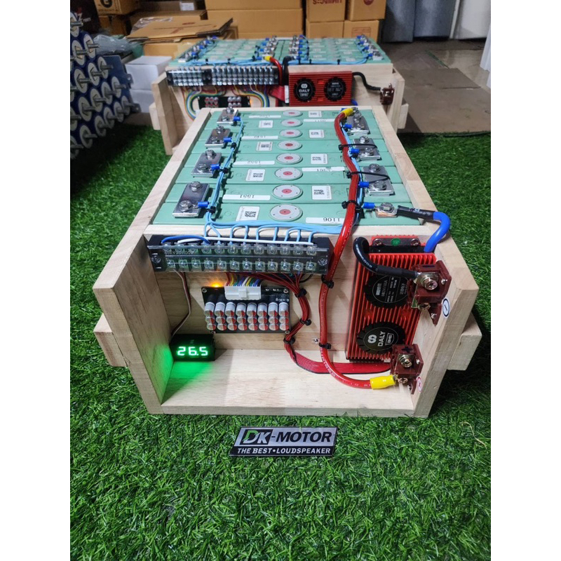 24v 100ah แบตลิเธียม 3.2v 8s ครบชุด BMS DALY 100A แบตเตอรี่ LiFePo4 3.2v 100ah ใส่ Active Balance5A 24v 100a Sinopoly