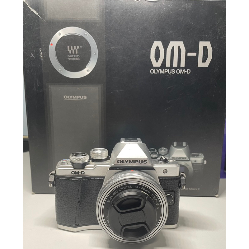 OLYMPUS OMD EM10 MARK II
